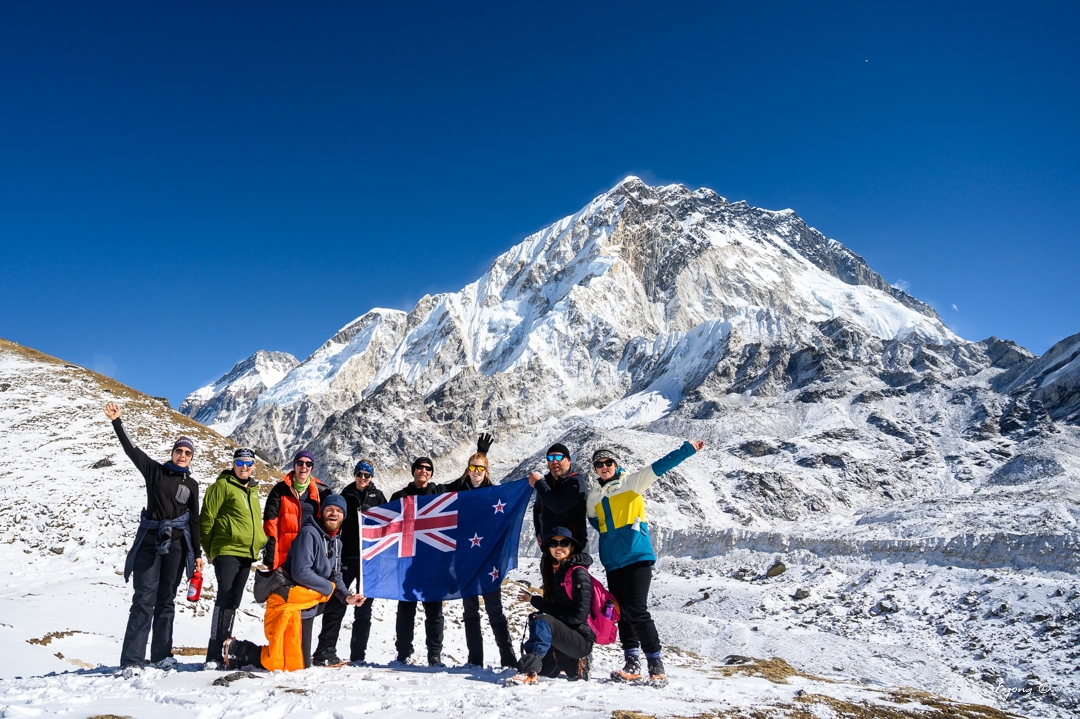 hiking-nepal-everest-base-camp-EBC-got-to-get-out-group-16
